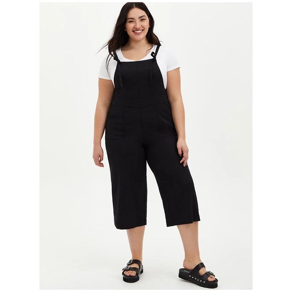 torrid Pants - TORRID Black Linen Culotte Overall sz 24 NEW Women's Plus